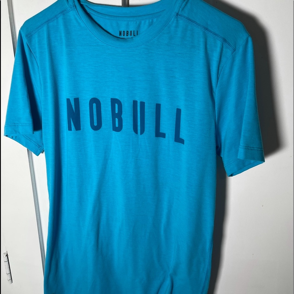 Nobull Mens T shirt Small
